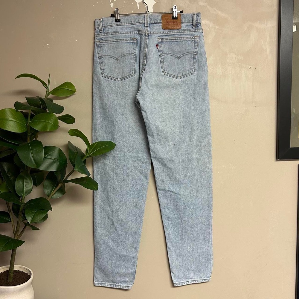 Vintage Levis 550 90s Paper Tag Light Wash Jeans Mens 35x36 Made in USA